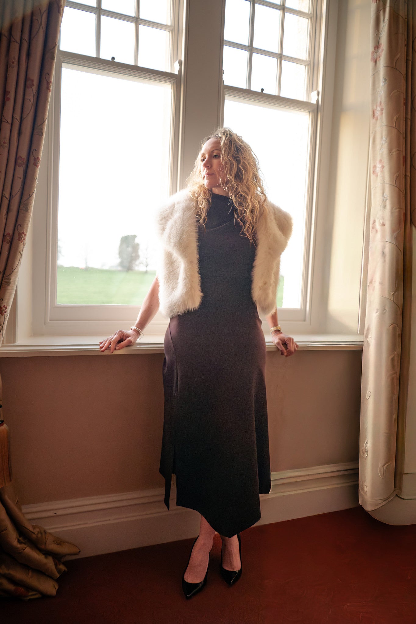 Women's Faux Fur White Waistcoat