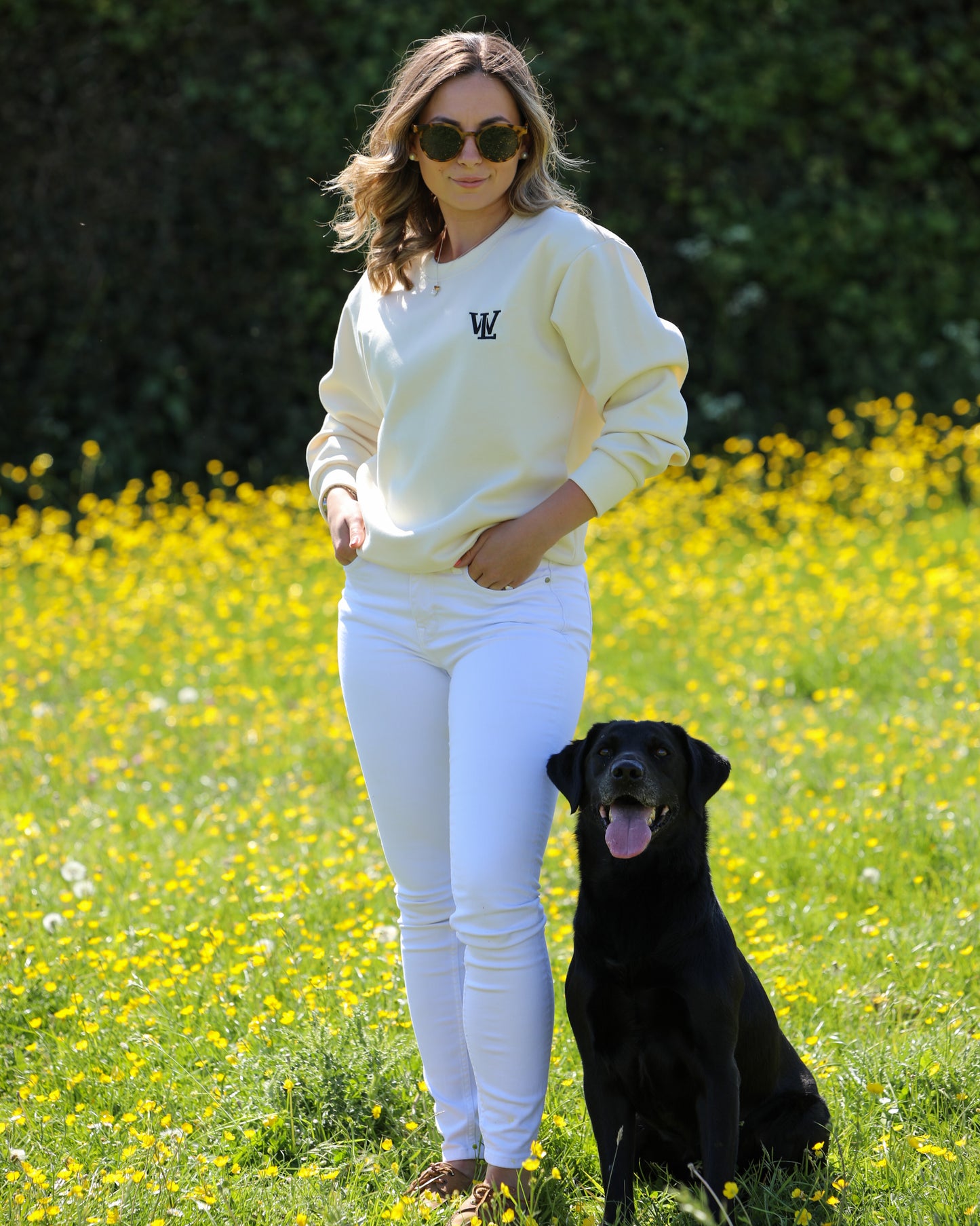 Women's British Columbia Ivory Crewneck Jumper
