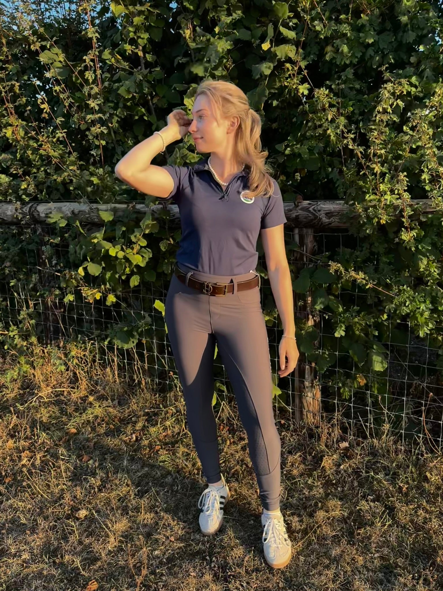 Wolf Equestrian Women's Navy Grey Full Seat Horse Riding Tights Front View